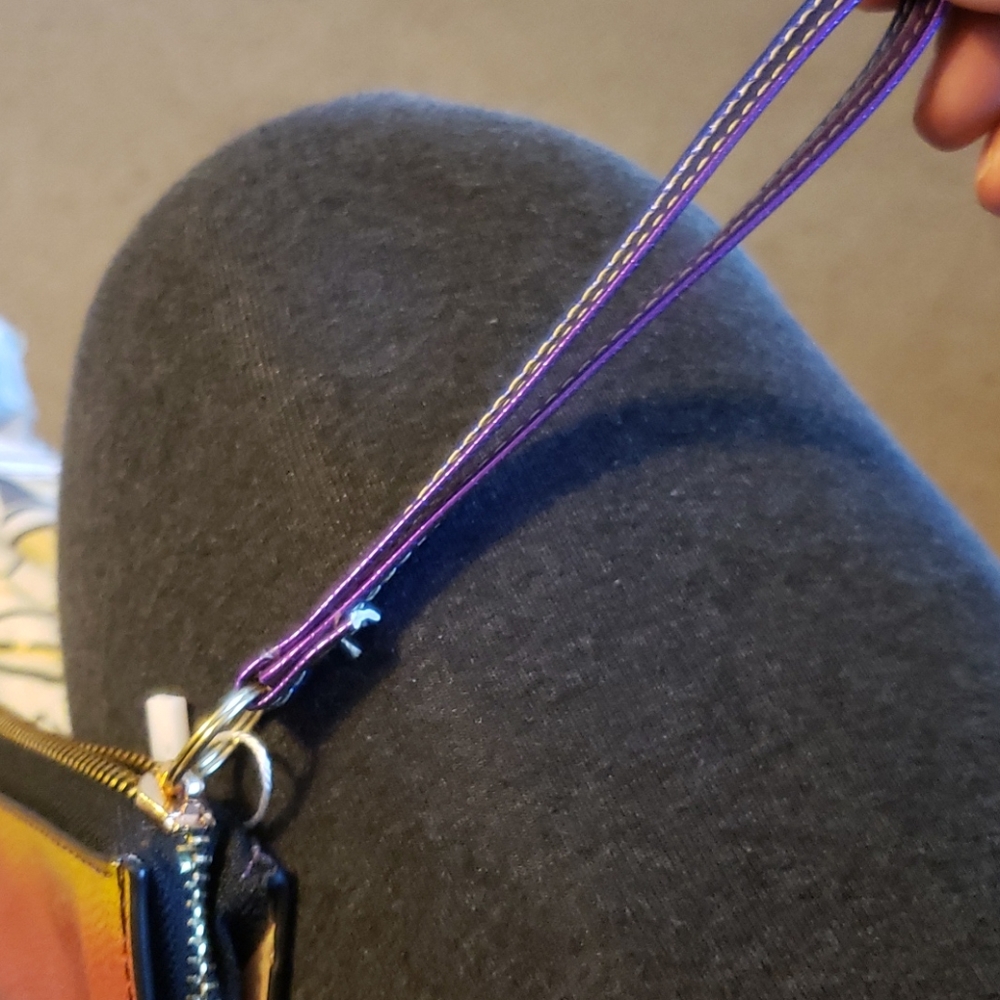 Hand bag - Picture 3 of 3